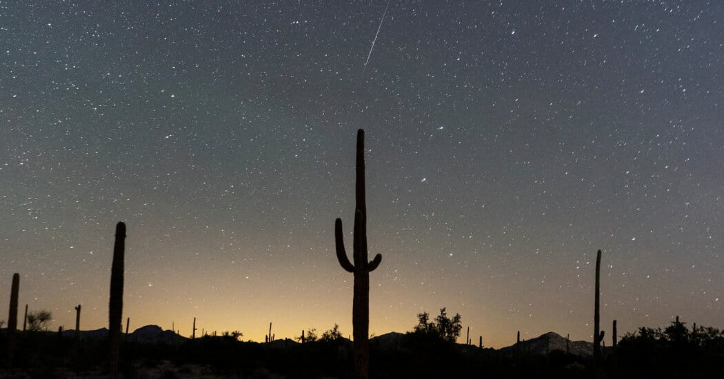 Geminids meteor shower peaks Dec. 13–14 with moon about one‑third full — Static01.nyt.com