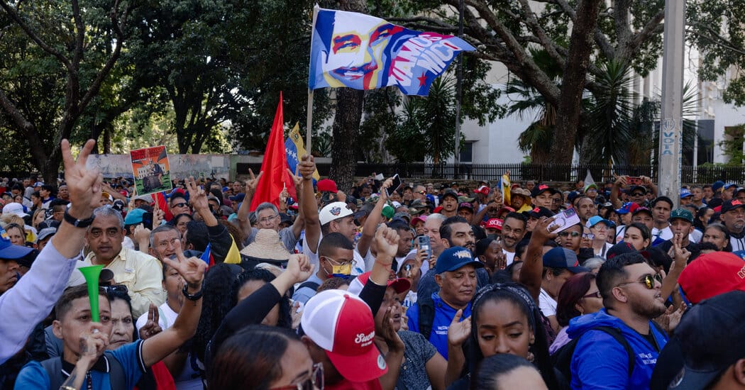 Military detains 14 journalists at Venezuela’s National Assembly; one deported — Static01.nyt.com