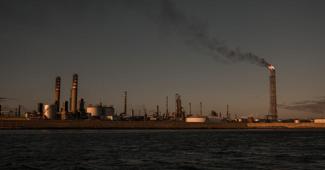 Venezuela’s oil could shift markets if production recovers — Static01.nyt.com