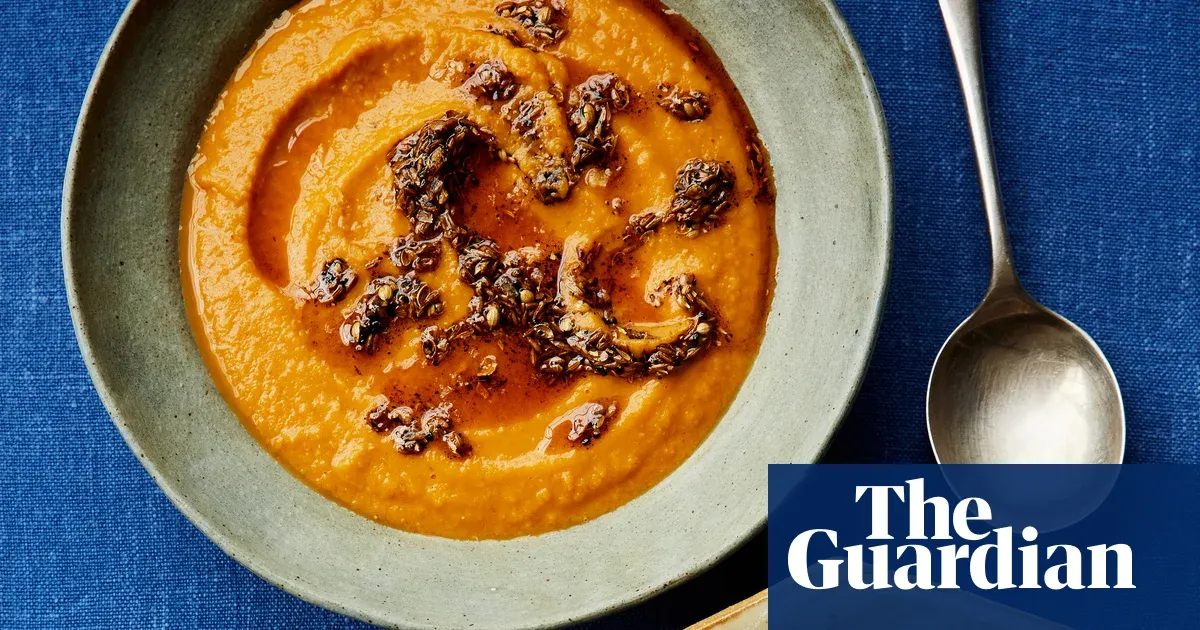 Imad Alarnab shares recipes for red lentil soup and chickpea stew — I.guim.co.uk