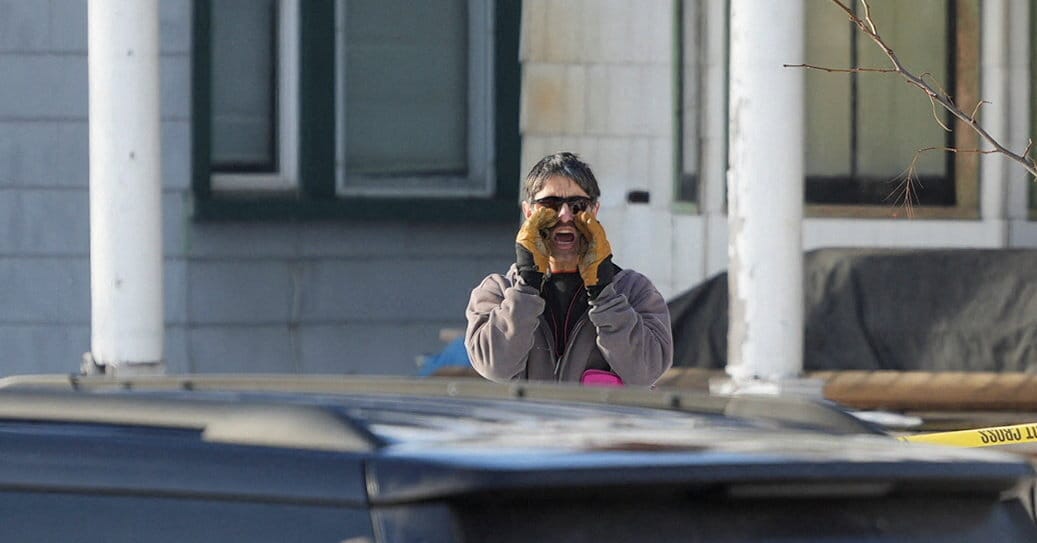 Witness says federal agent fatally shot driver on Portland Avenue in Minneapolis — Static01.nyt.com