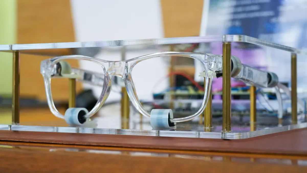 xMEMS demos tiny audio and cooling chips at CES to slim smart glasses — Zdnet.com