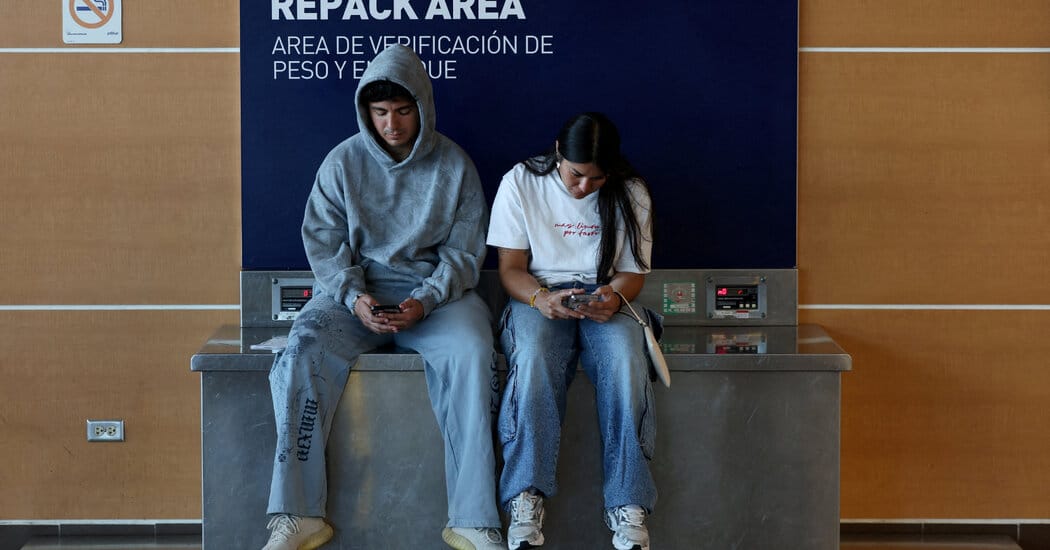 Caribbean travel disrupted by Venezuela operation; insurance options and tips — Static01.nyt.com