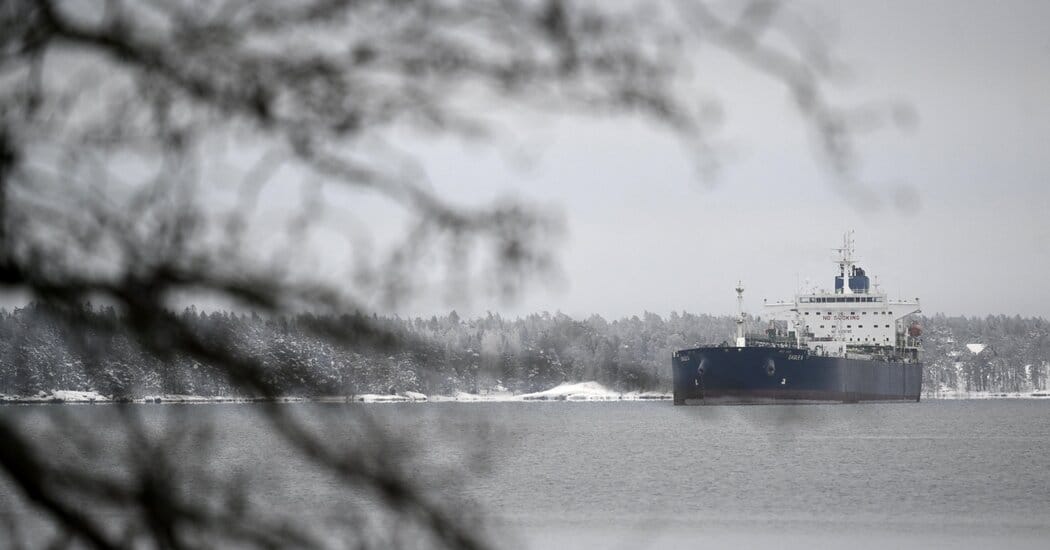 Shadow oil tanker rebrands under Russian flag during U.S. pursuit — Static01.nyt.com