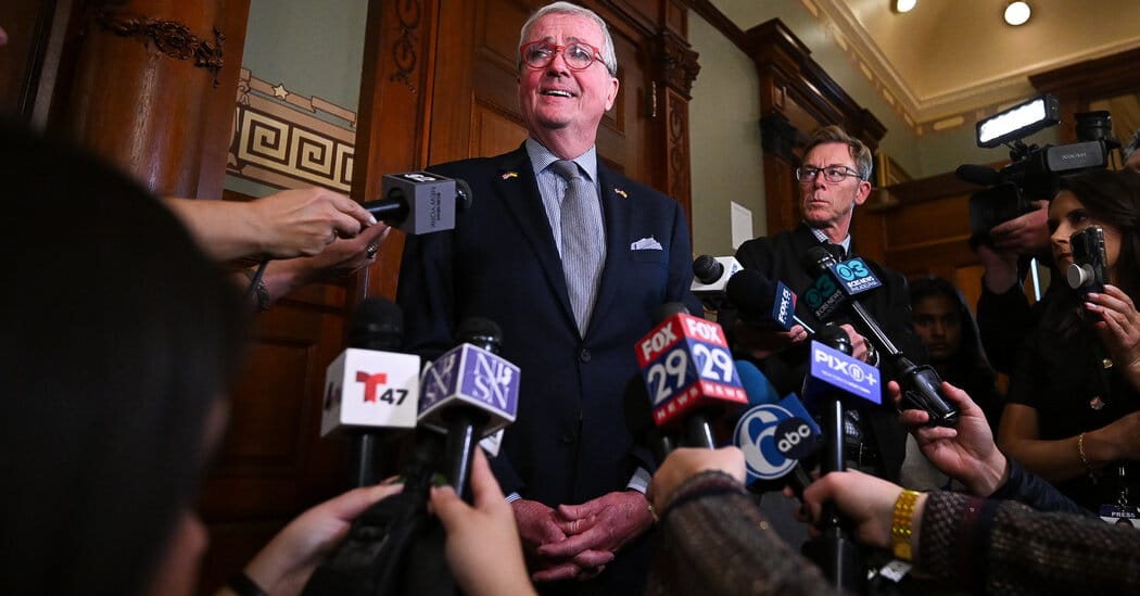 New Jersey governor signs law banning student phones in public schools — Static01.nyt.com