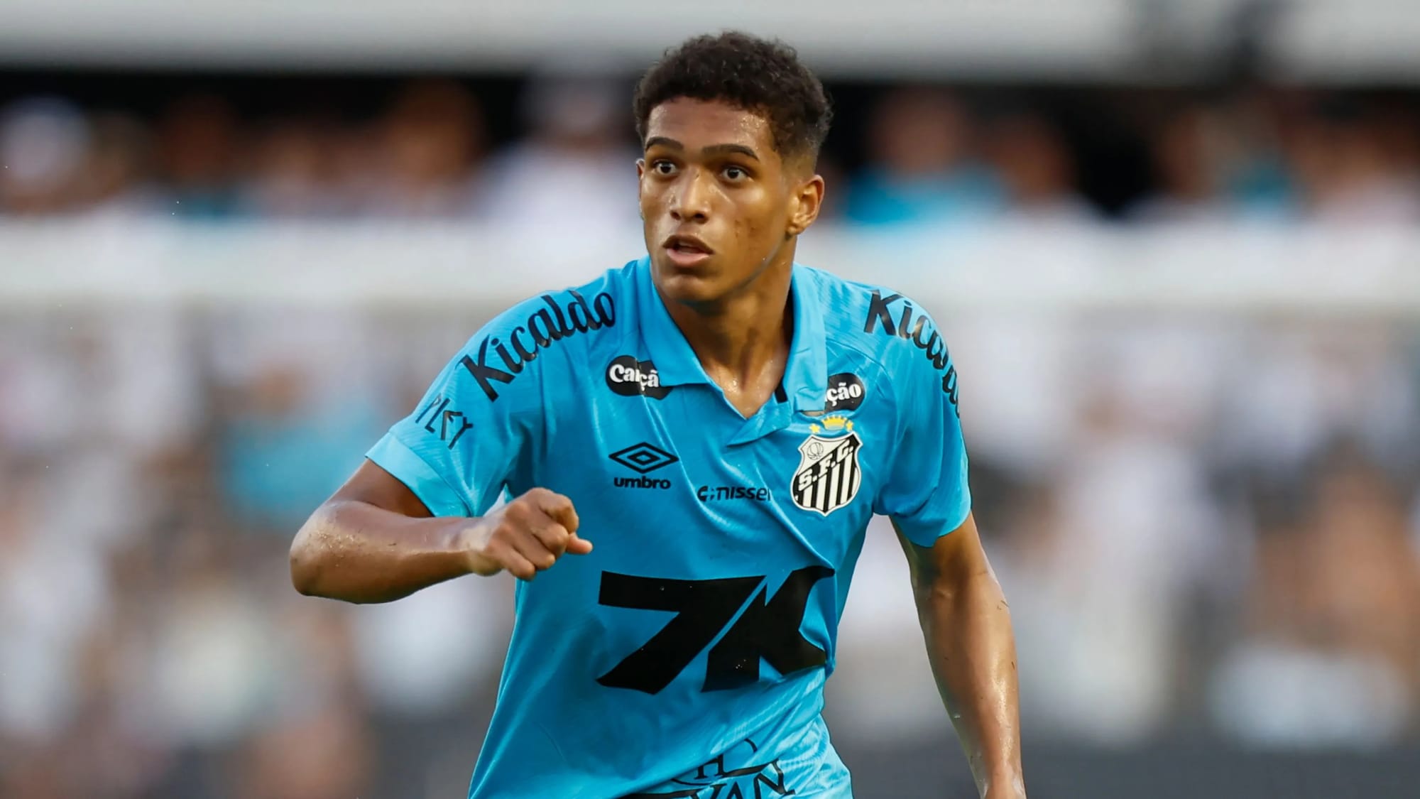 Tottenham close on €15m deal for Brazilian full-back Souza — Assets.goal.com