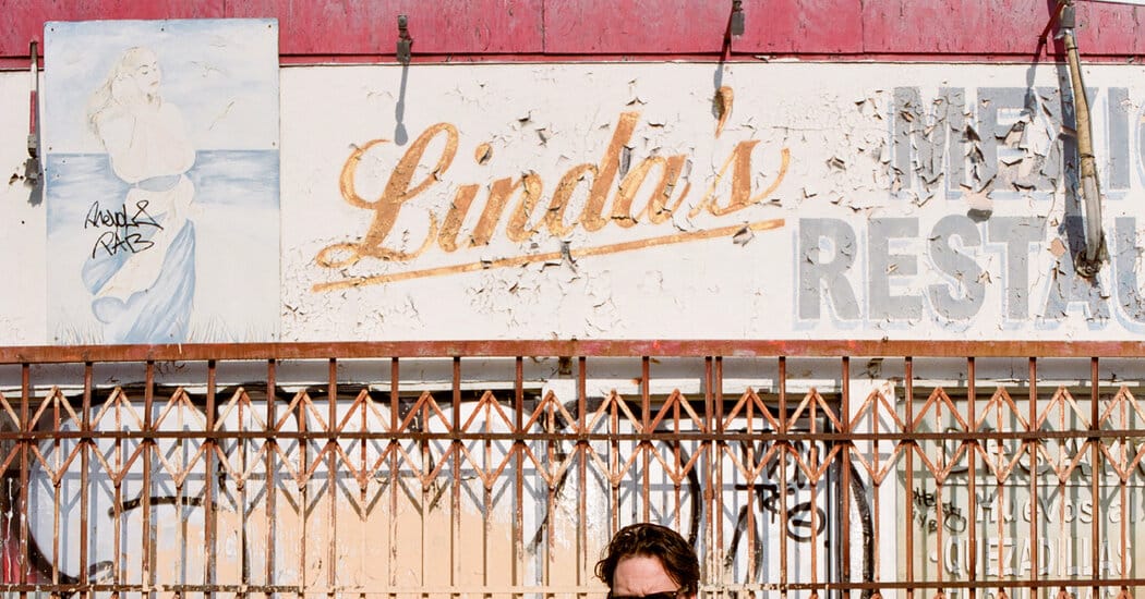 Sayre Gomez recreates graffiti-covered Oceanwide Plaza as nine-foot sculpture — Static01.nyt.com