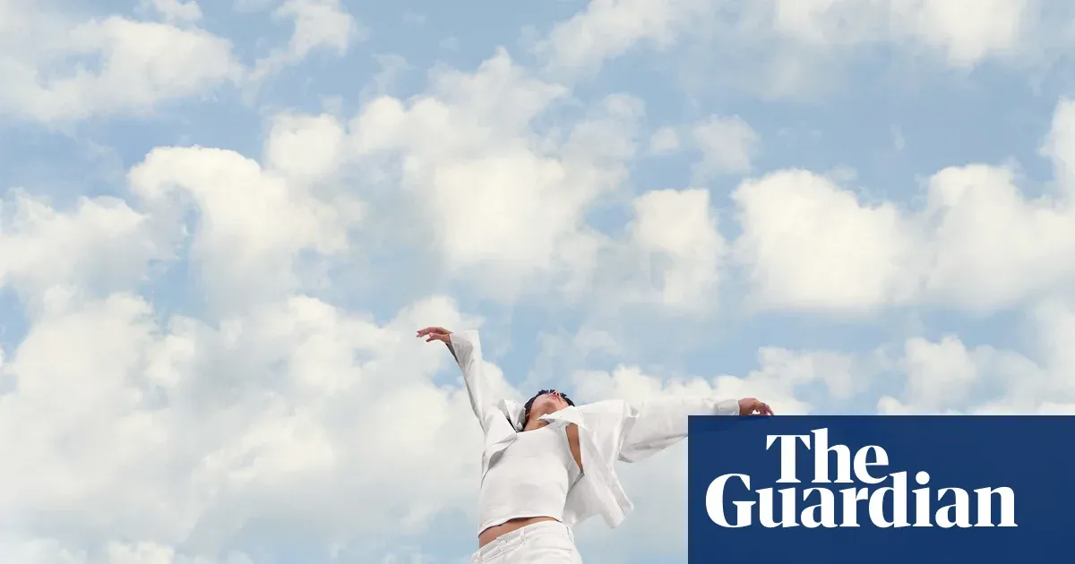 Pantone's 2026 colour 'cloud dancer' sparks controversy over neutrality — I.guim.co.uk
