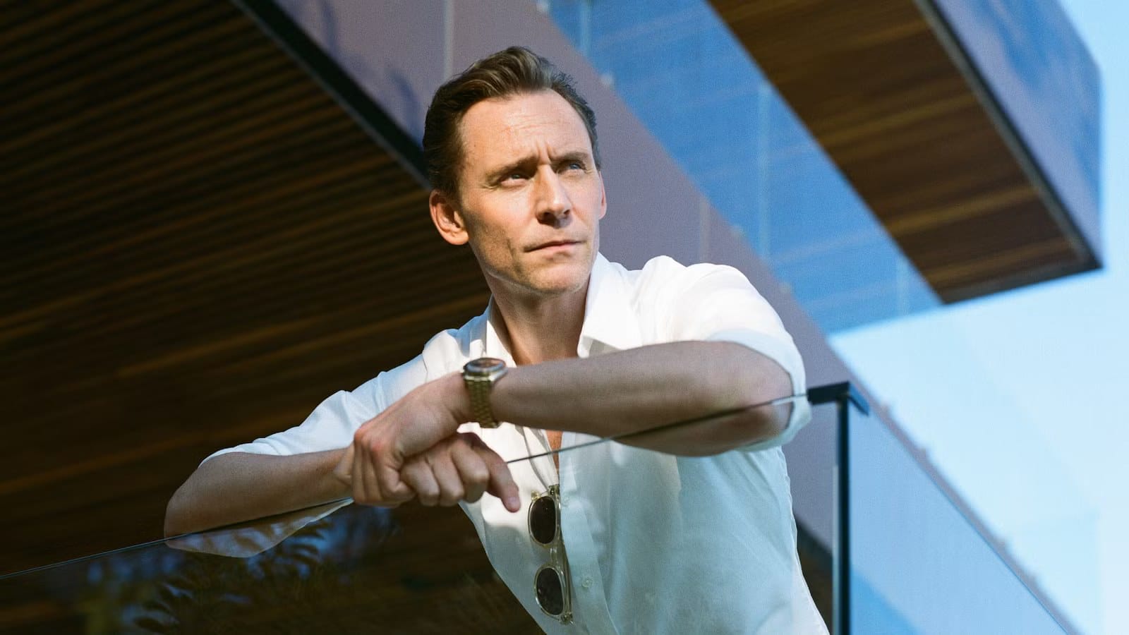 Tom Hiddleston returns in The Night Manager Season 2 with new villain — Static0.moviewebimages.com