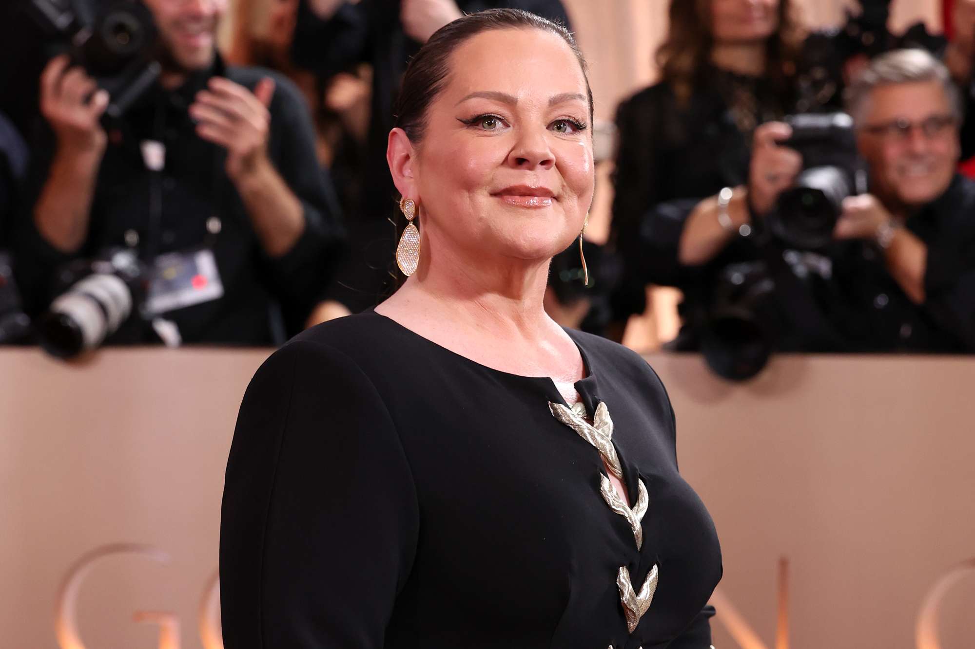 Melissa McCarthy stuns in Christian Siriano gown at 2026 Golden Globes — People.com