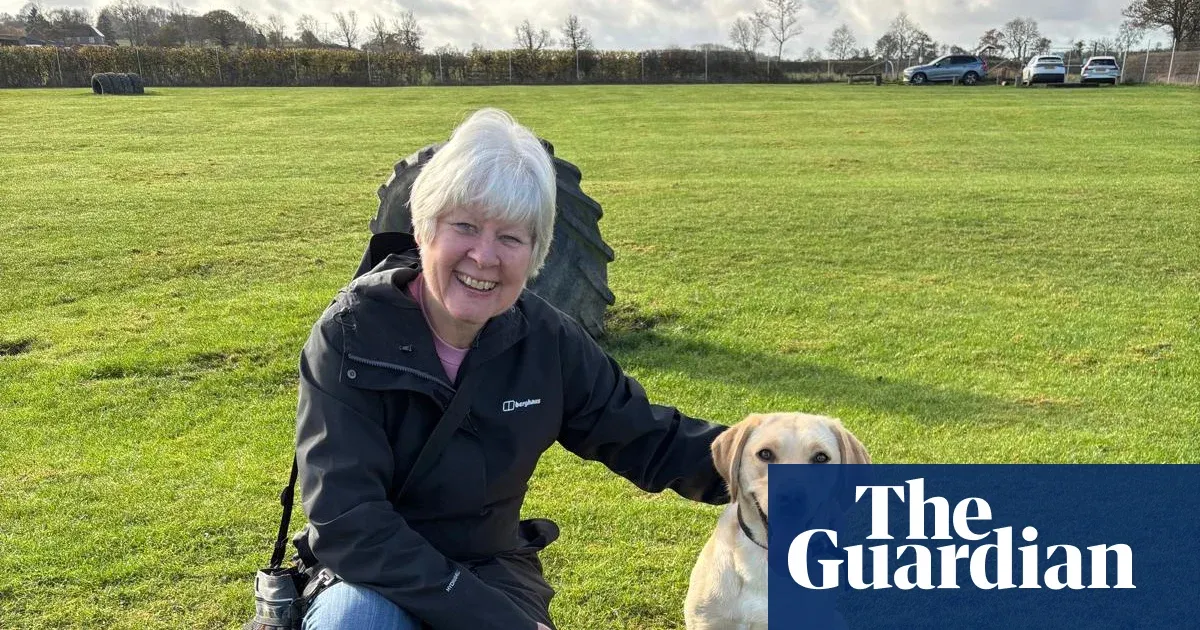 Woman returns to Warwickshire to care for a Guide Dogs ‘mum’ and finds new community — I.guim.co.uk