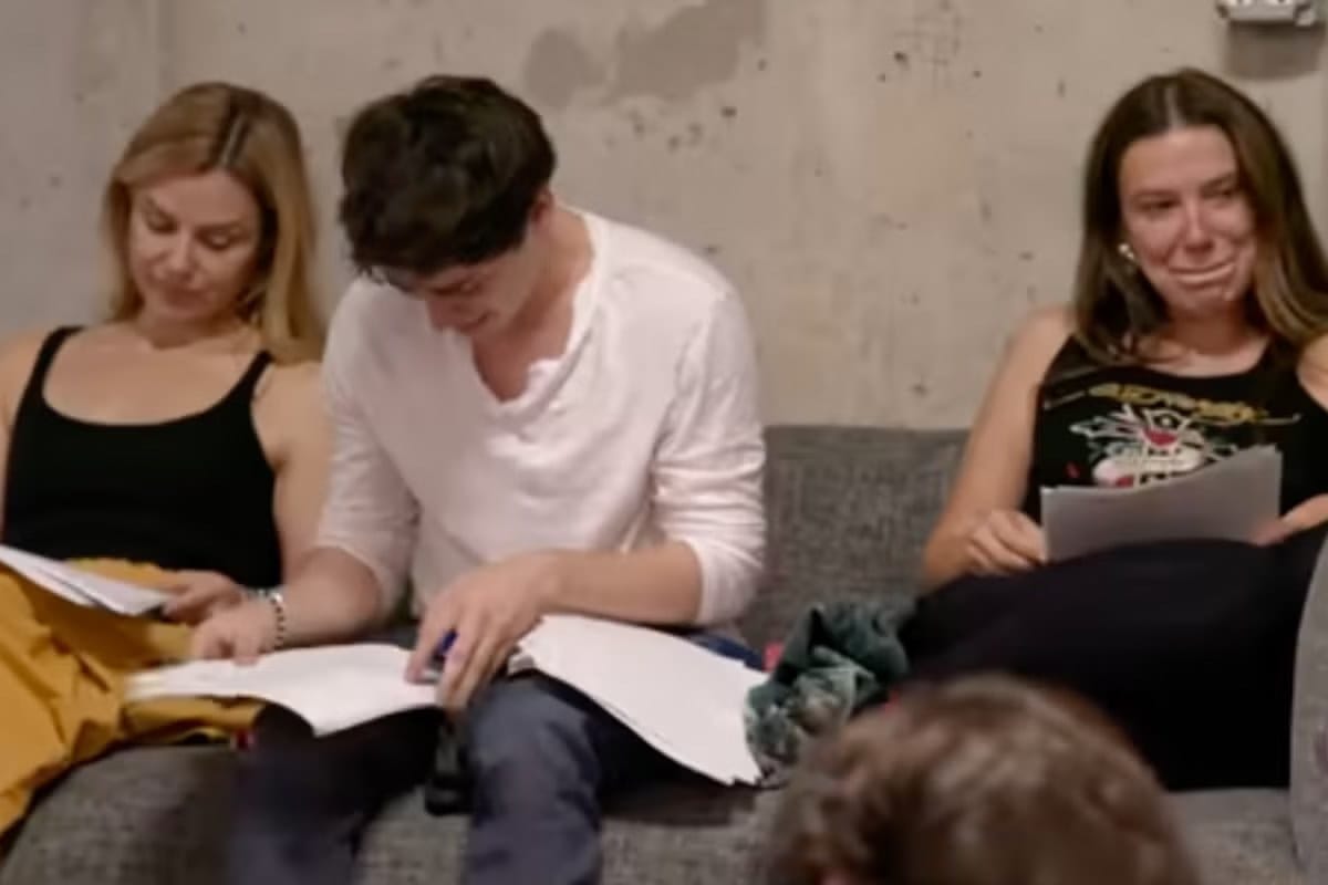 Duffer brothers describe chaotic script process for Stranger Things final season — Static.independent.co.uk