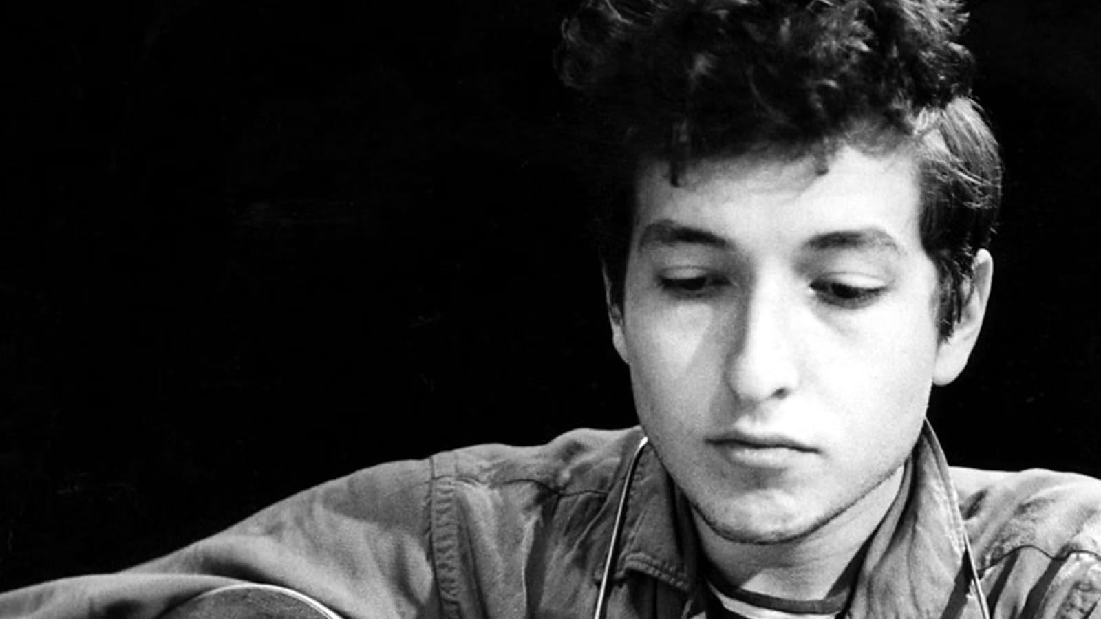 Bob Dylan’s first Billboard No. 1 single came in 2020 with 'Murder Most Foul' — Static0.colliderimages.com