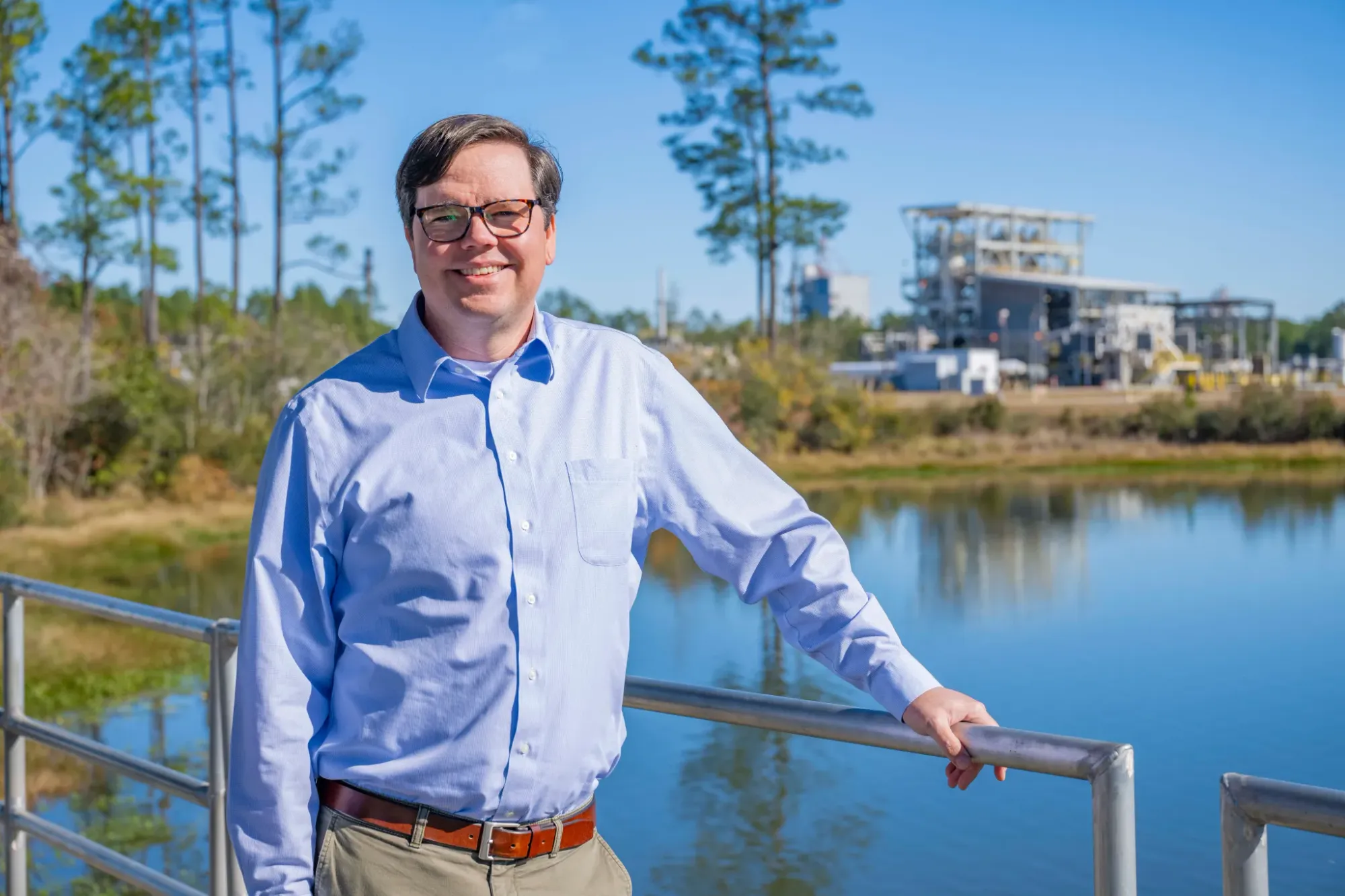 Engineer Richard Wear supports propulsion testing at NASA Stennis during Artemis II preparations — Nasa.gov