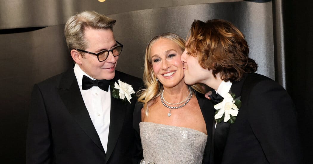 Golden Globes: 'One Battle After Another' and 'Hamnet' win top prizes — Static01.nyt.com