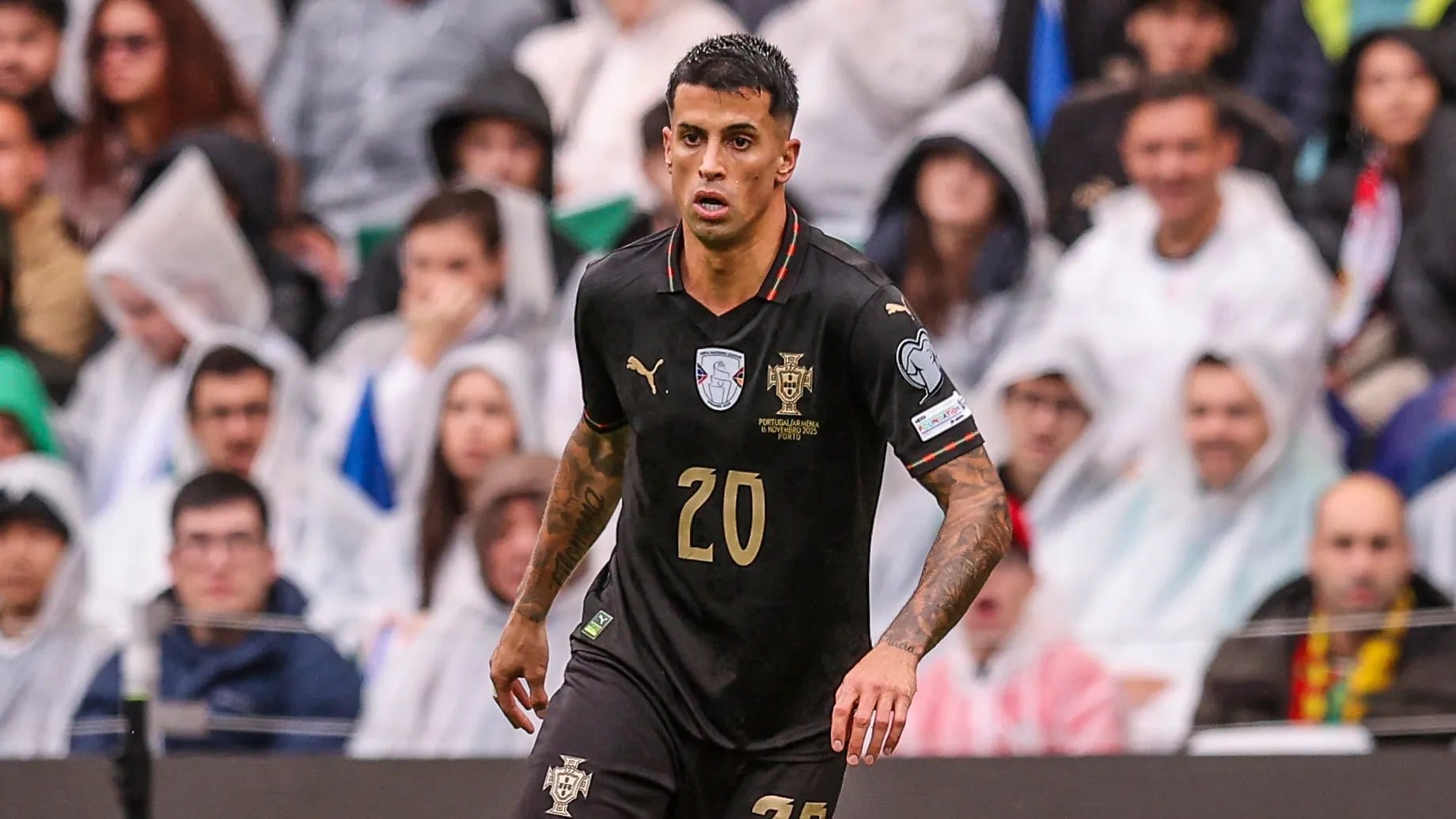 Joao Cancelo returns to Barcelona on loan and confirmed as No. 2 — Assets.goal.com