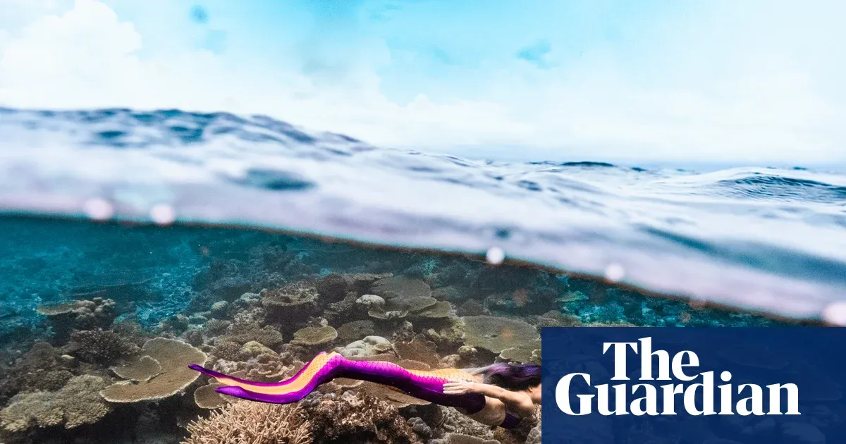 Professional mermaids turn free-diving into a global cottage industry — I.guim.co.uk