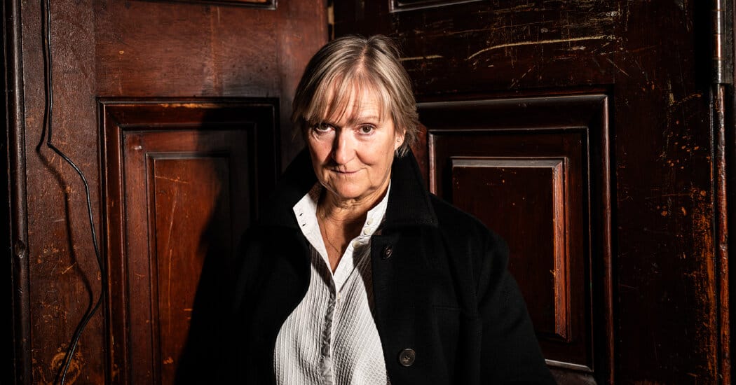 Deborah Warner named artistic director of Park Avenue Armory — Static01.nyt.com