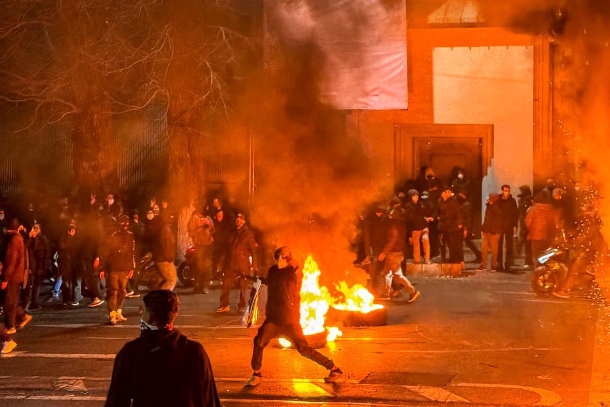 Trump warns of strong action if Iran begins executing protesters; deaths exceed 2,500 — Static.independent.co.uk