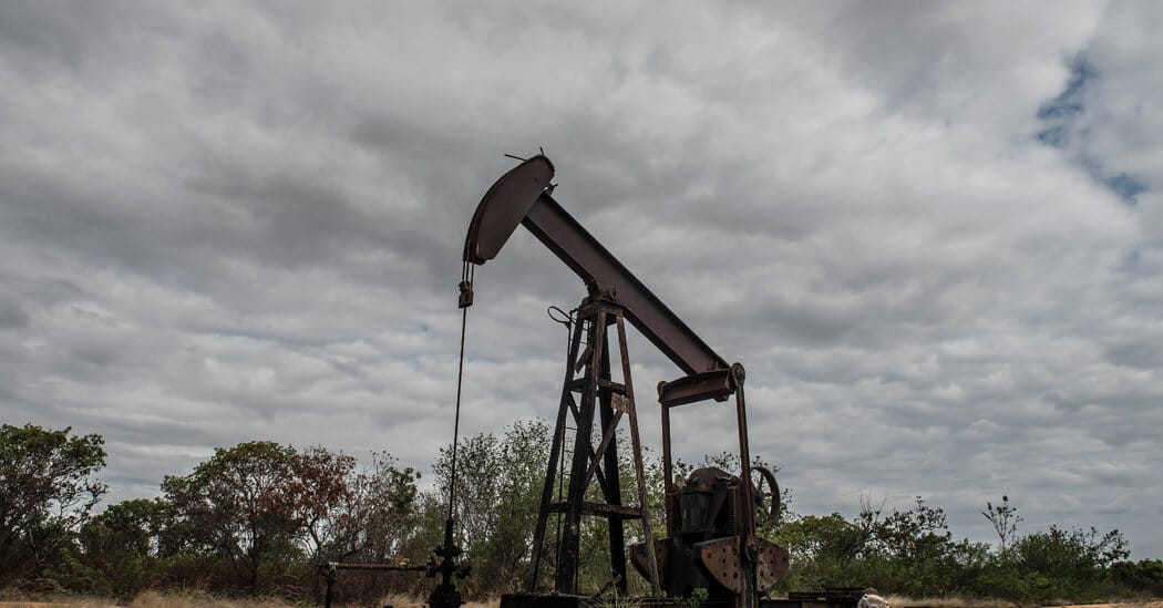 U.S. brokers sale of stranded Venezuelan oil after capture of Maduro — Static01.nyt.com