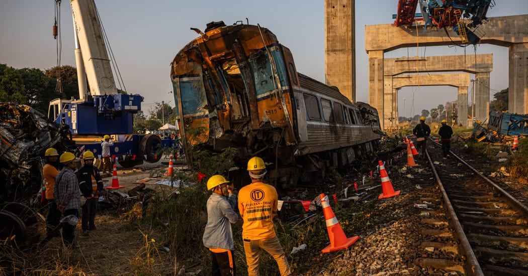 Crane Falls on Passenger Train in Nakhon Ratchasima, Killing at Least 32 — Static01.nyt.com