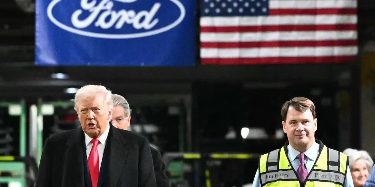 Ford suspends worker who heckled Trump during plant tour — I.insider.com