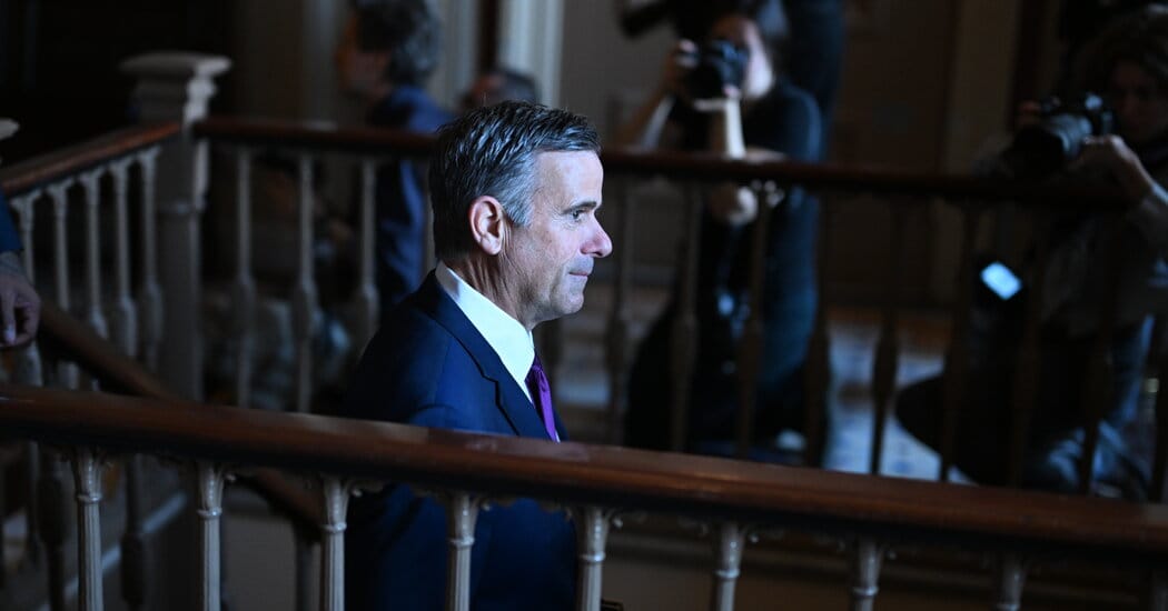 CIA Director John Ratcliffe Meets Interim Venezuelan Leader in Caracas — Static01.nyt.com