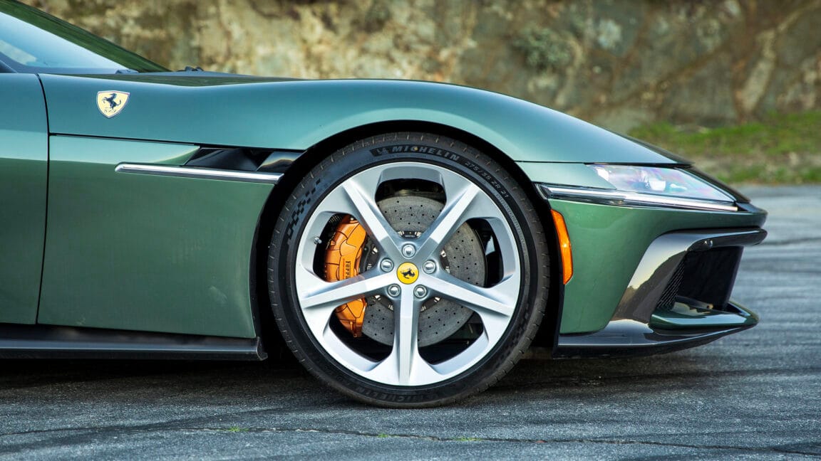 Ferrari 12Cilindri Spider impresses with V12 but criticized for capacitive steering wheel — Cdn.arstechnica.net