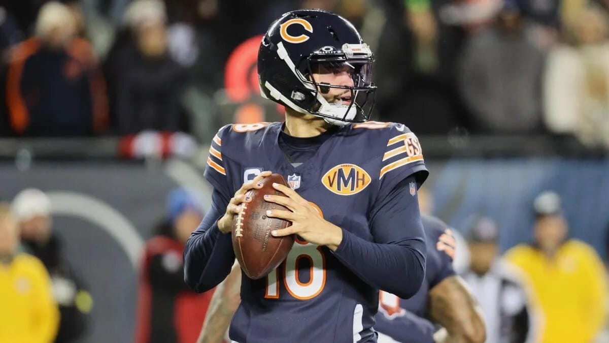 Model favors Bears to cover at home vs. Rams in divisional round — Sportshub.cbsistatic.com