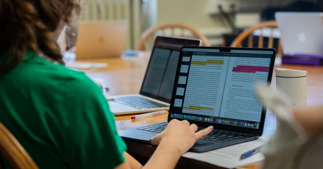 Barnard professor tests custom A.I. tutor in first-year writing courses — Static01.nyt.com