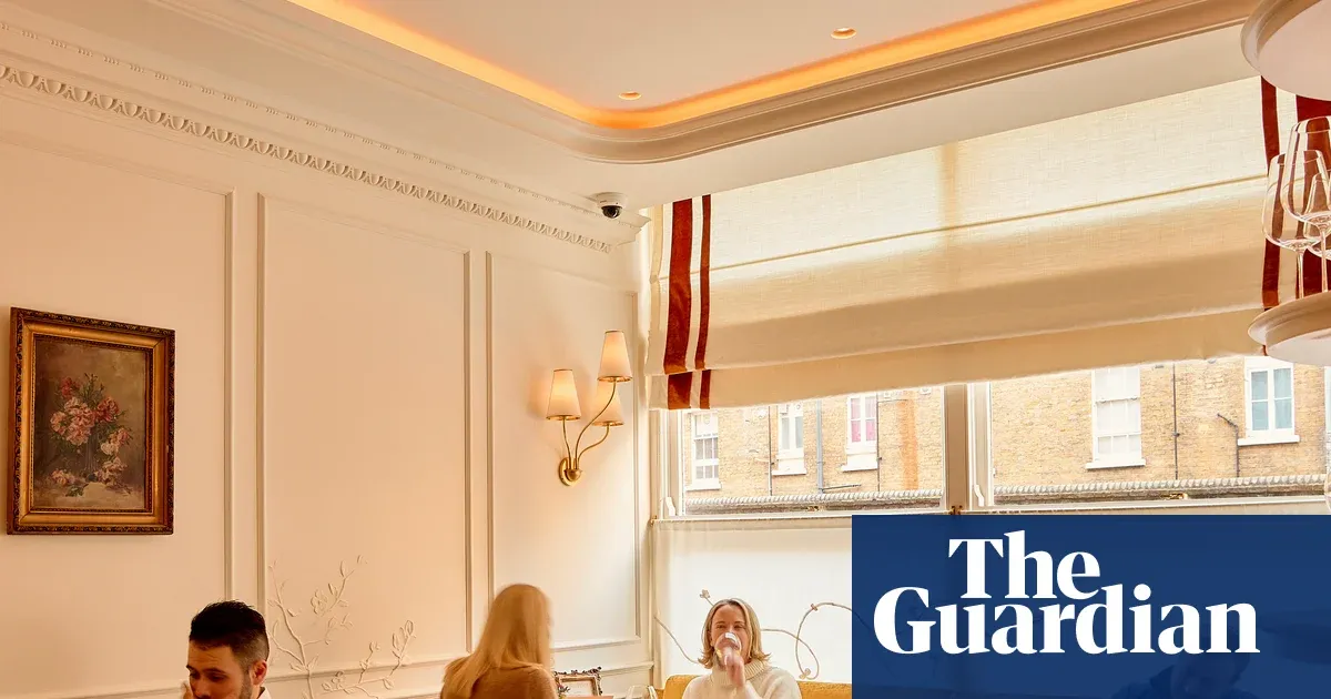 Clare Smyth opens Corenucopia in SW1 serving comfort-food plates — I.guim.co.uk