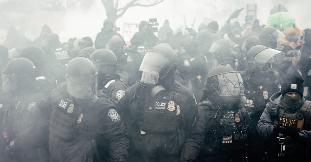 DHS criticized as ICE and Border Patrol officers flood Minneapolis and other cities — Static01.nyt.com