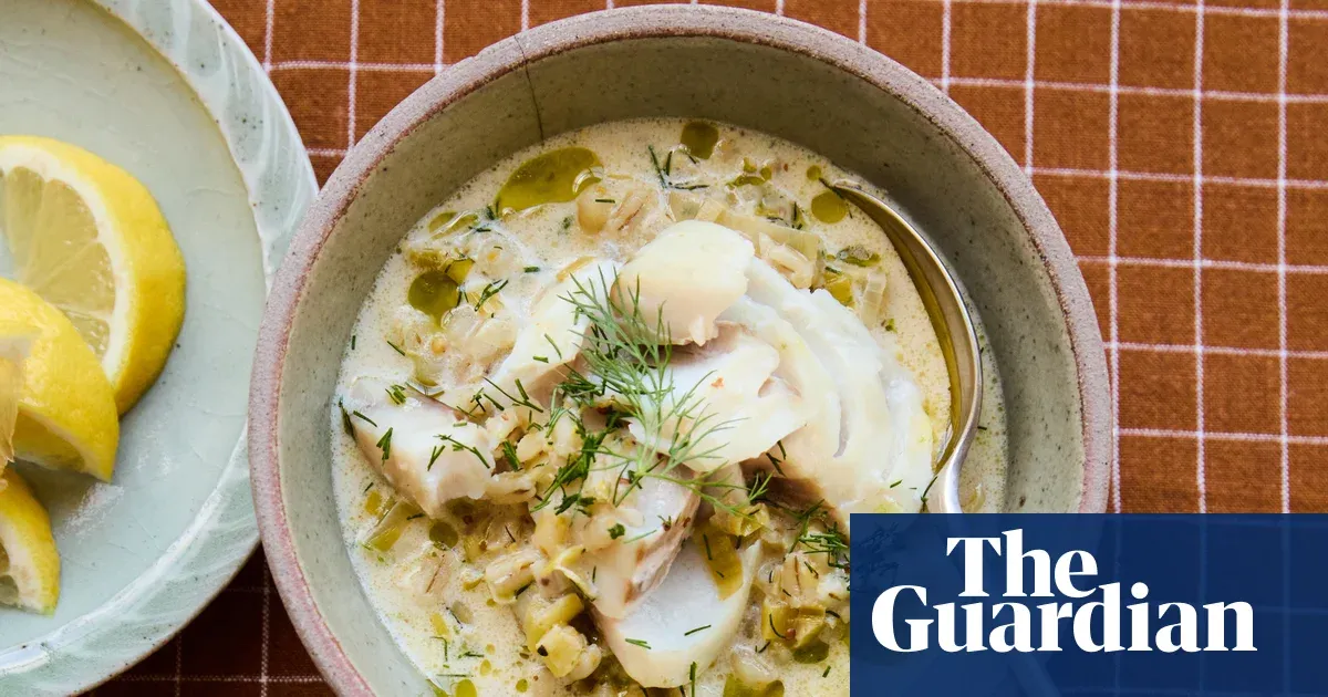 Luke Selby shares seafood cawl and Black Bomber rarebit from north Wales — I.guim.co.uk