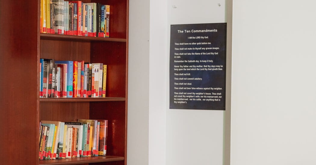 Fifth Circuit to hear challenge to Texas law requiring Ten Commandments in classrooms — Static01.nyt.com