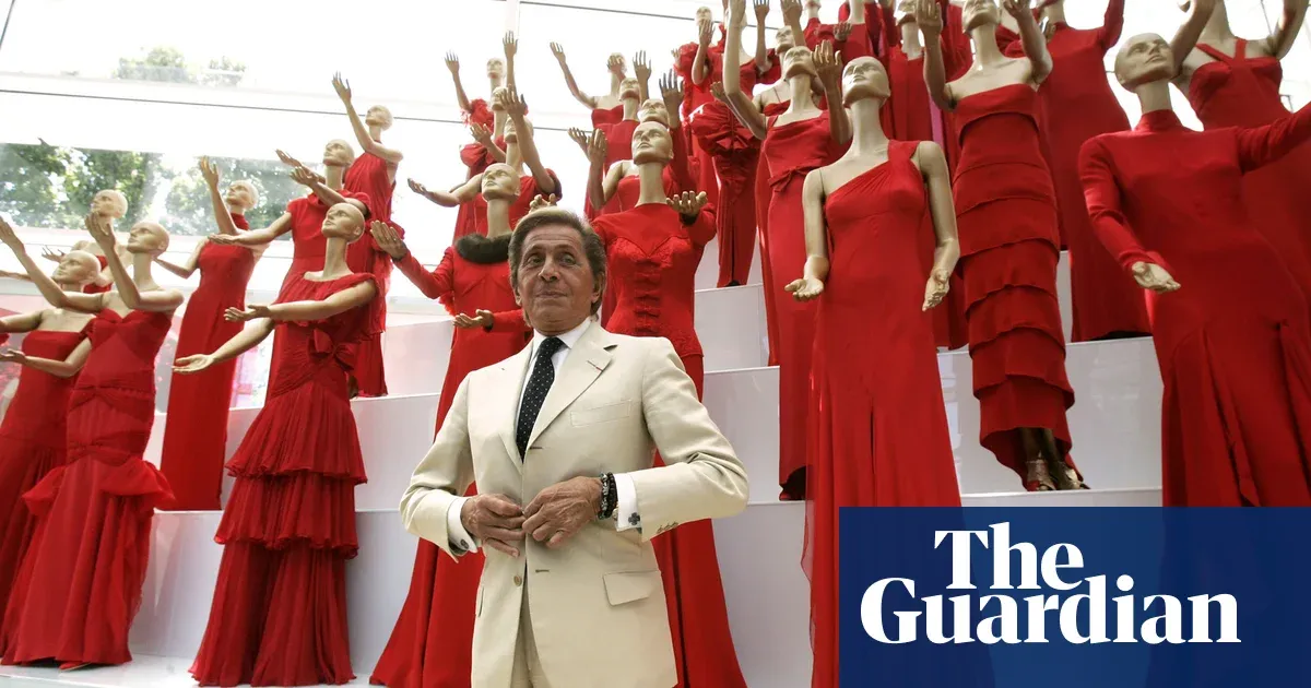Valentino’s career recalled in photo gallery after designer’s death at 93 — I.guim.co.uk