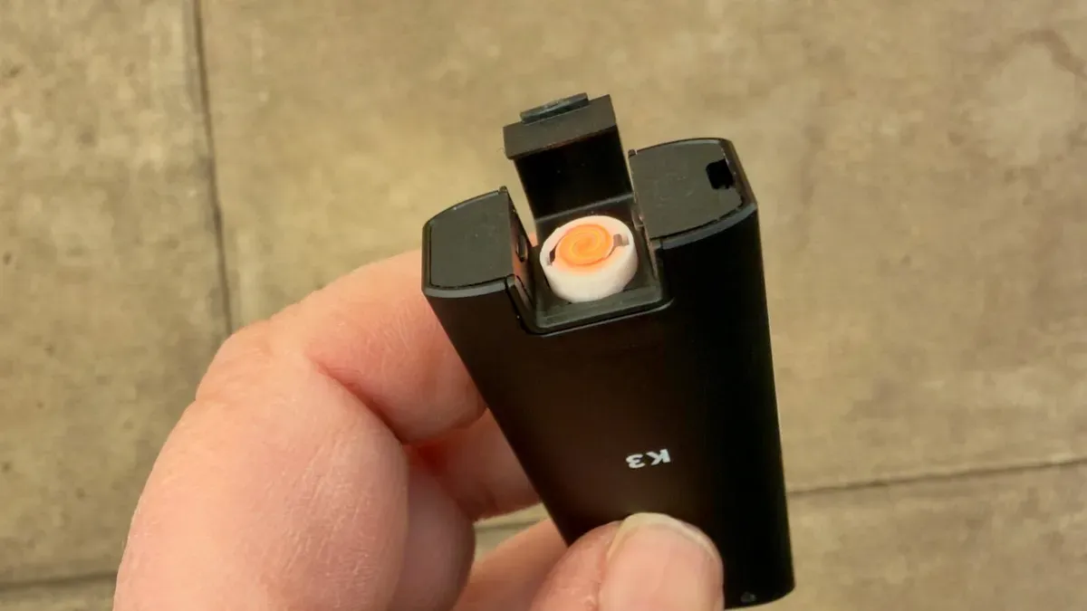 K3 Ultramulti keychain packs 800-lumen light, UV, laser and lighter for $30 — Zdnet.com