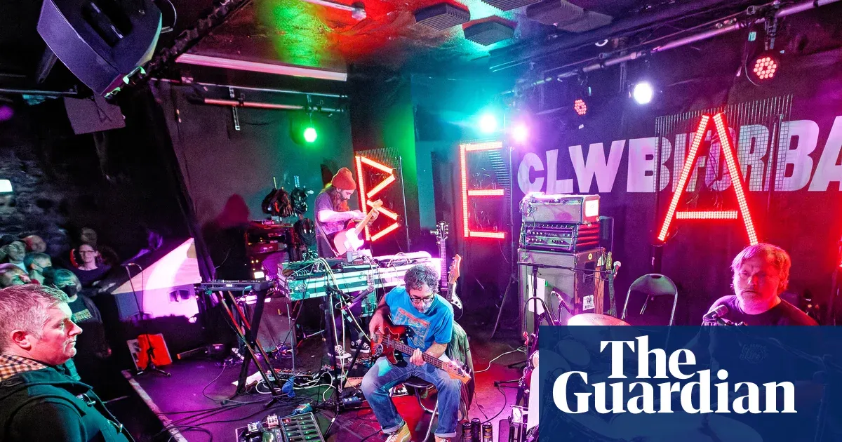 UK grassroots music venues shrink by nine in 2025 as sector shows signs of stabilising — I.guim.co.uk