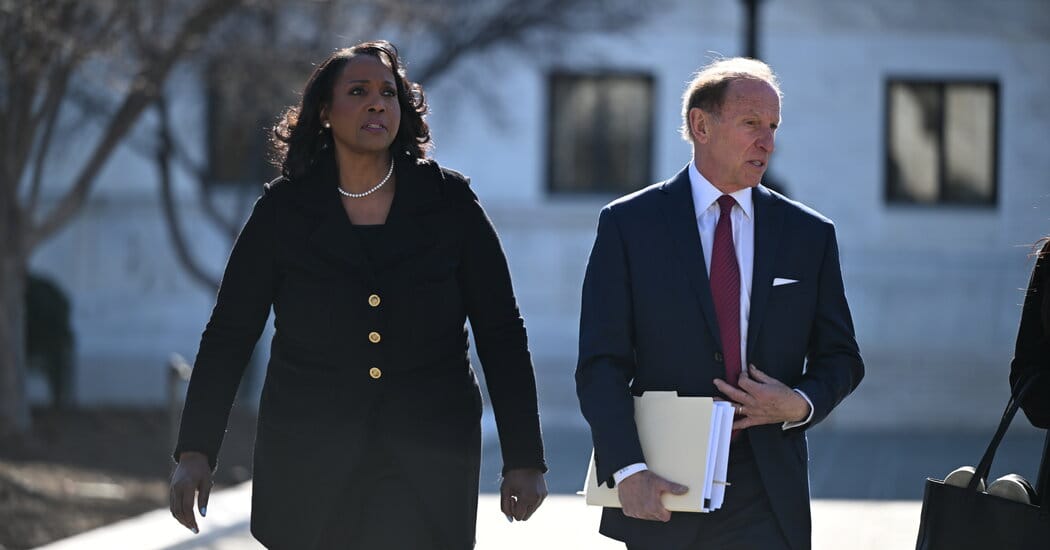 Supreme Court signals narrow ruling for Fed governor Lisa Cook — Static01.nyt.com