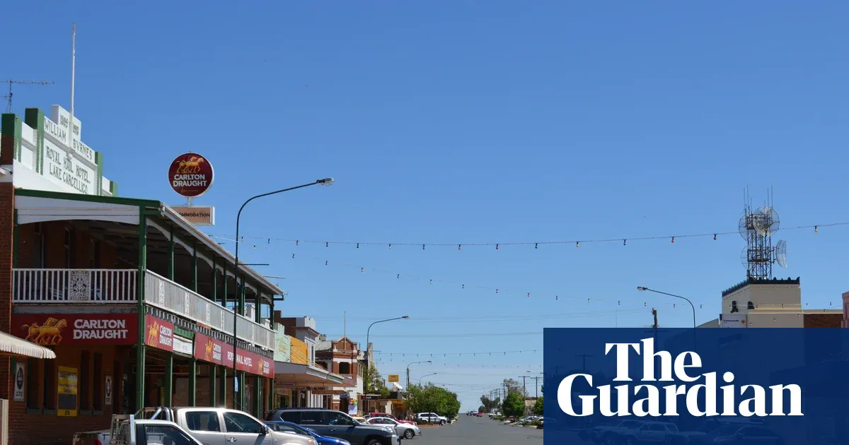 Three people killed and gunman at large after Lake Cargelligo shooting — I.guim.co.uk