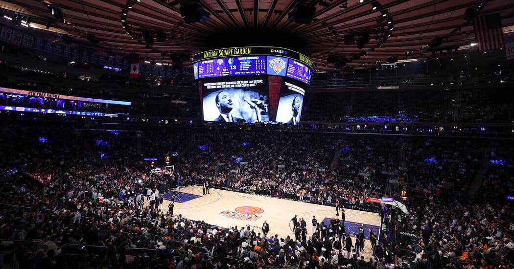 Comptroller candidate proposes using state pension to buy stake in MSG Sports — Static01.nyt.com