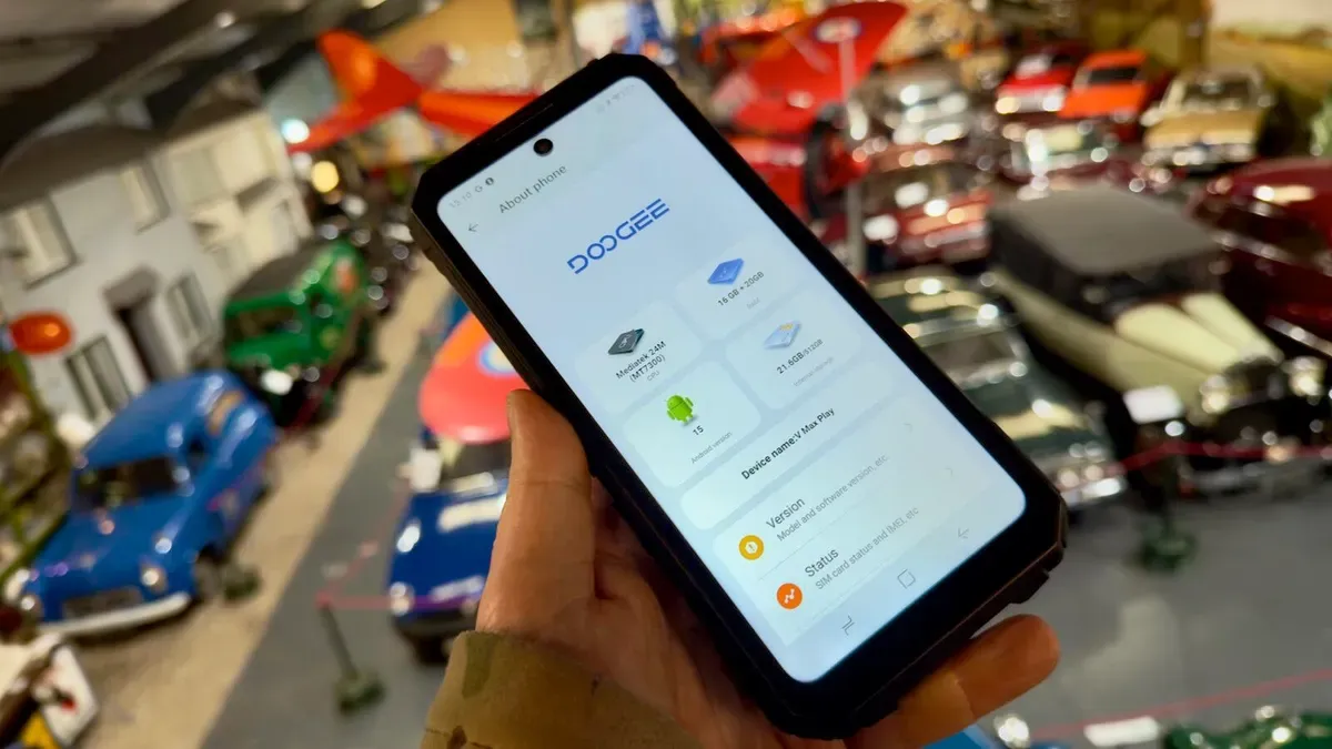 Doogee V Max Play 5G review: rugged phone with massive battery and built-in projector — Zdnet.com