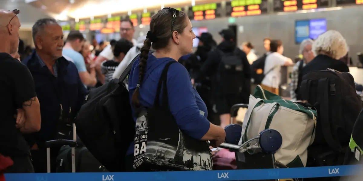 US airlines cancel thousands of flights as 2,000-mile winter storm nears — I.insider.com