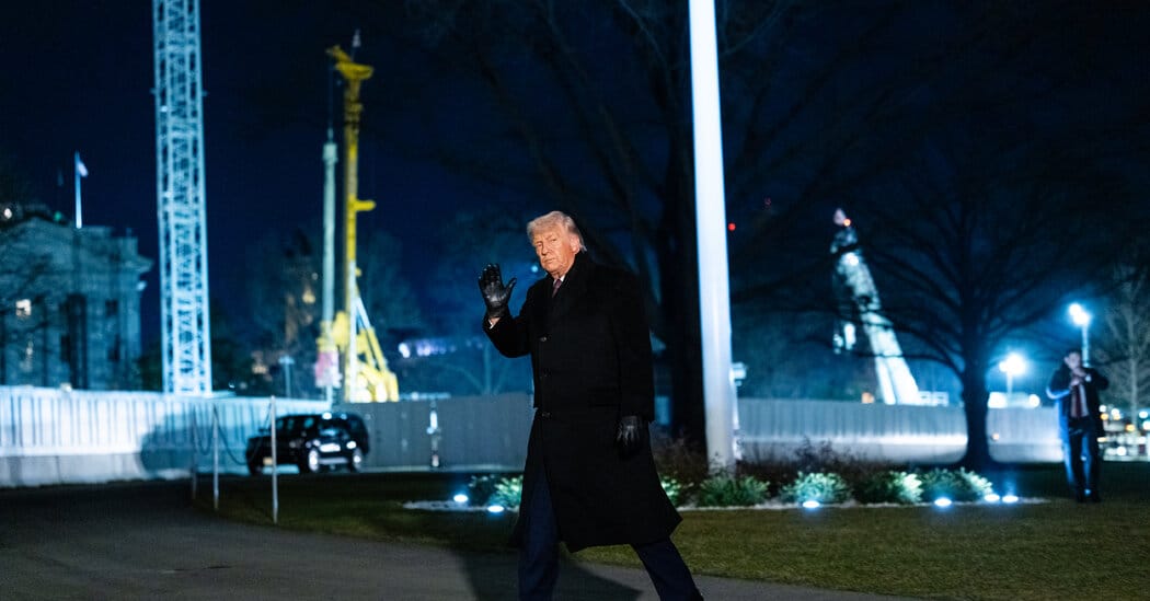 Trump warns of 100% tariffs if Canada 'makes a deal' with China — Static01.nyt.com