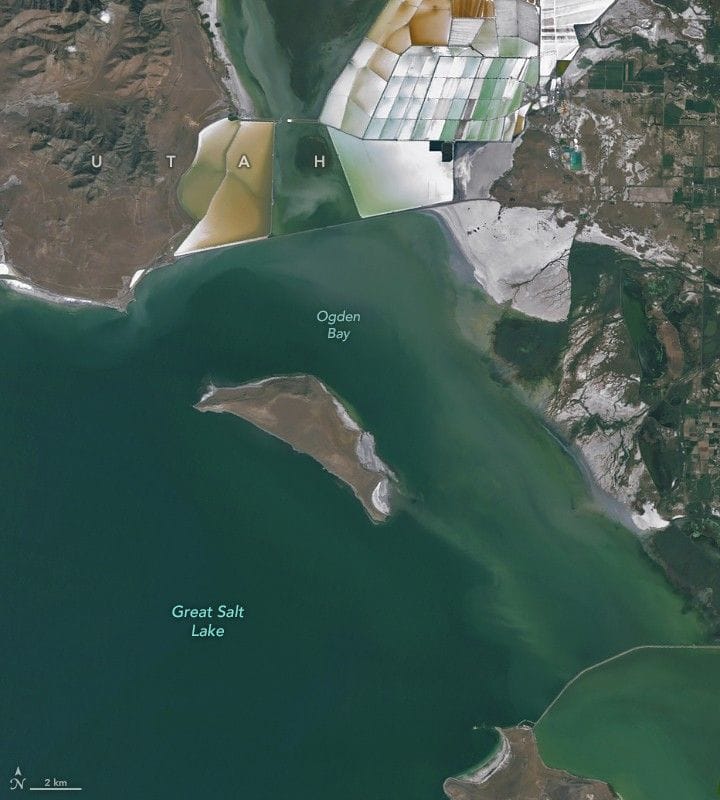 Freshwater springs discovered beneath exposed areas of Great Salt Lake — Assets.science.nasa.gov