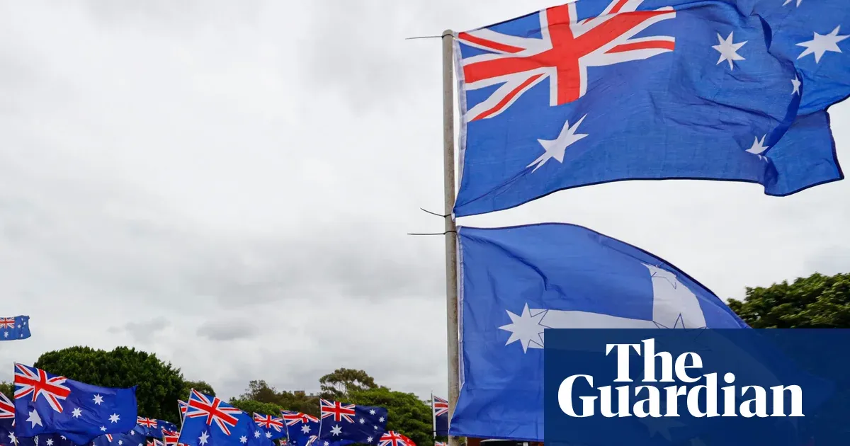 Man charged over alleged neo-Nazi‑aligned antisemitic remarks at Sydney rally — I.guim.co.uk