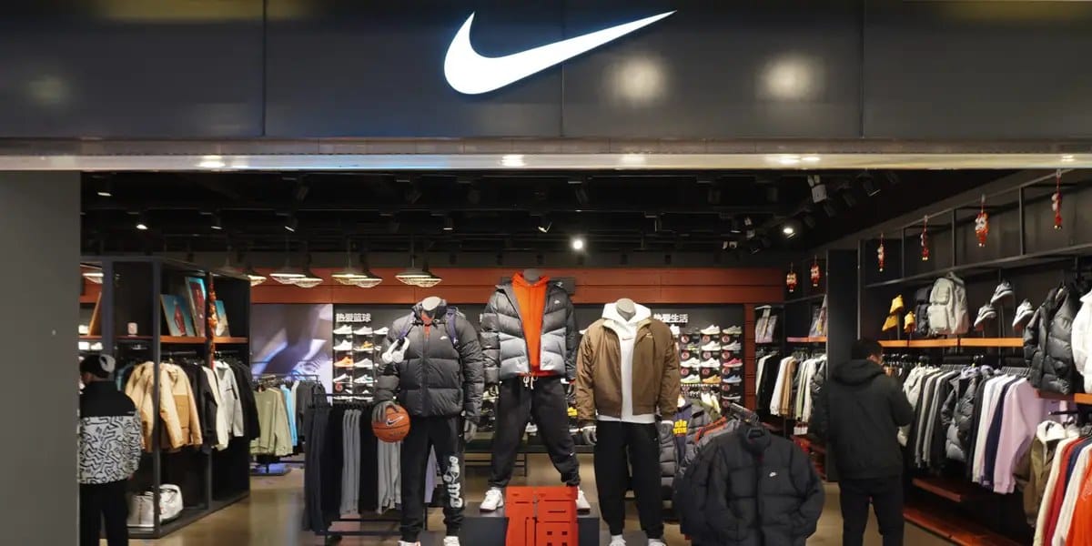 Nike to cut 775 jobs at US distribution centers amid automation drive — I.insider.com