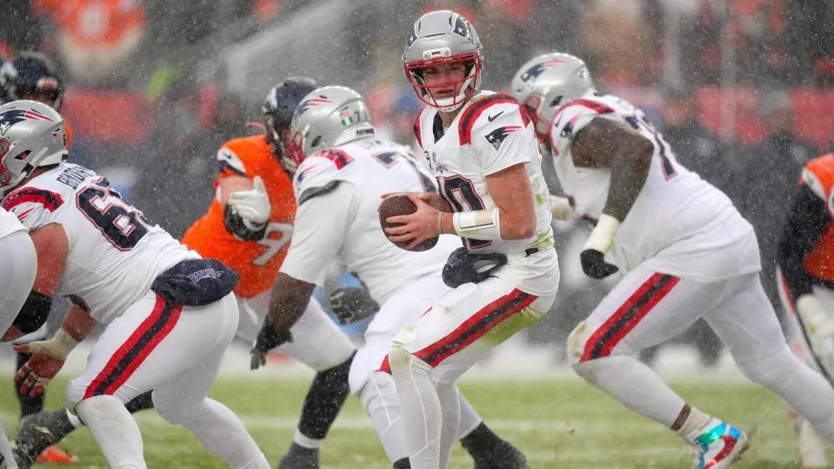 Seahawks favored by 4.5 points over Patriots in Big Game; sportsbooks tout promos — Sportshub.cbsistatic.com