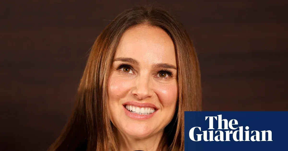 Sundance stars join 'Sundancers Melt ICE' protest in Park City — I.guim.co.uk