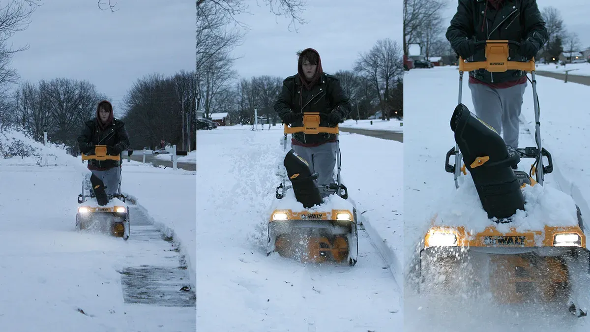 ZDNET reviewer finds DeWalt 60V Max electric snow blower a capable alternative to gas model — Zdnet.com