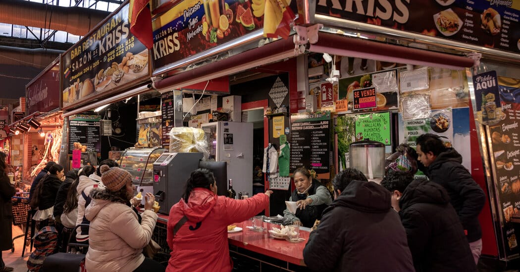 Spain issues decree allowing undocumented migrants to apply for temporary residency — Static01.nyt.com